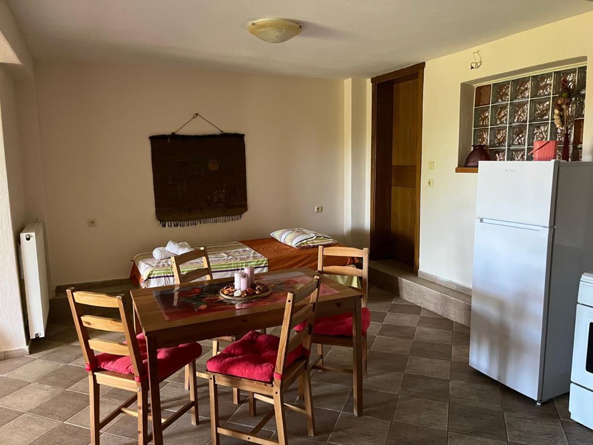Guesthouse Kaliepia Ierissós Eksteriør bilde